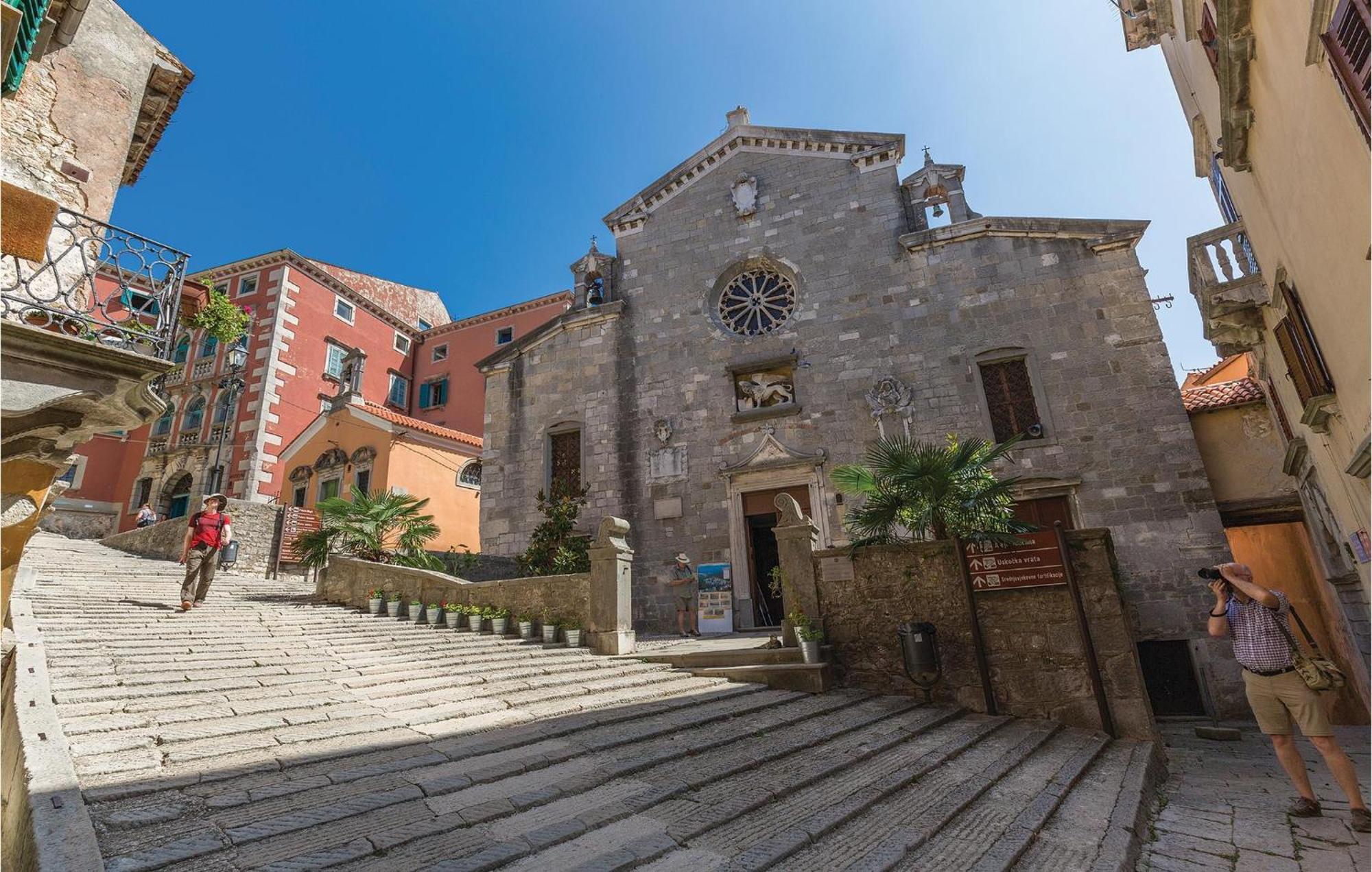 Gorgeous Home In Labin With Kitchen 外观 照片
