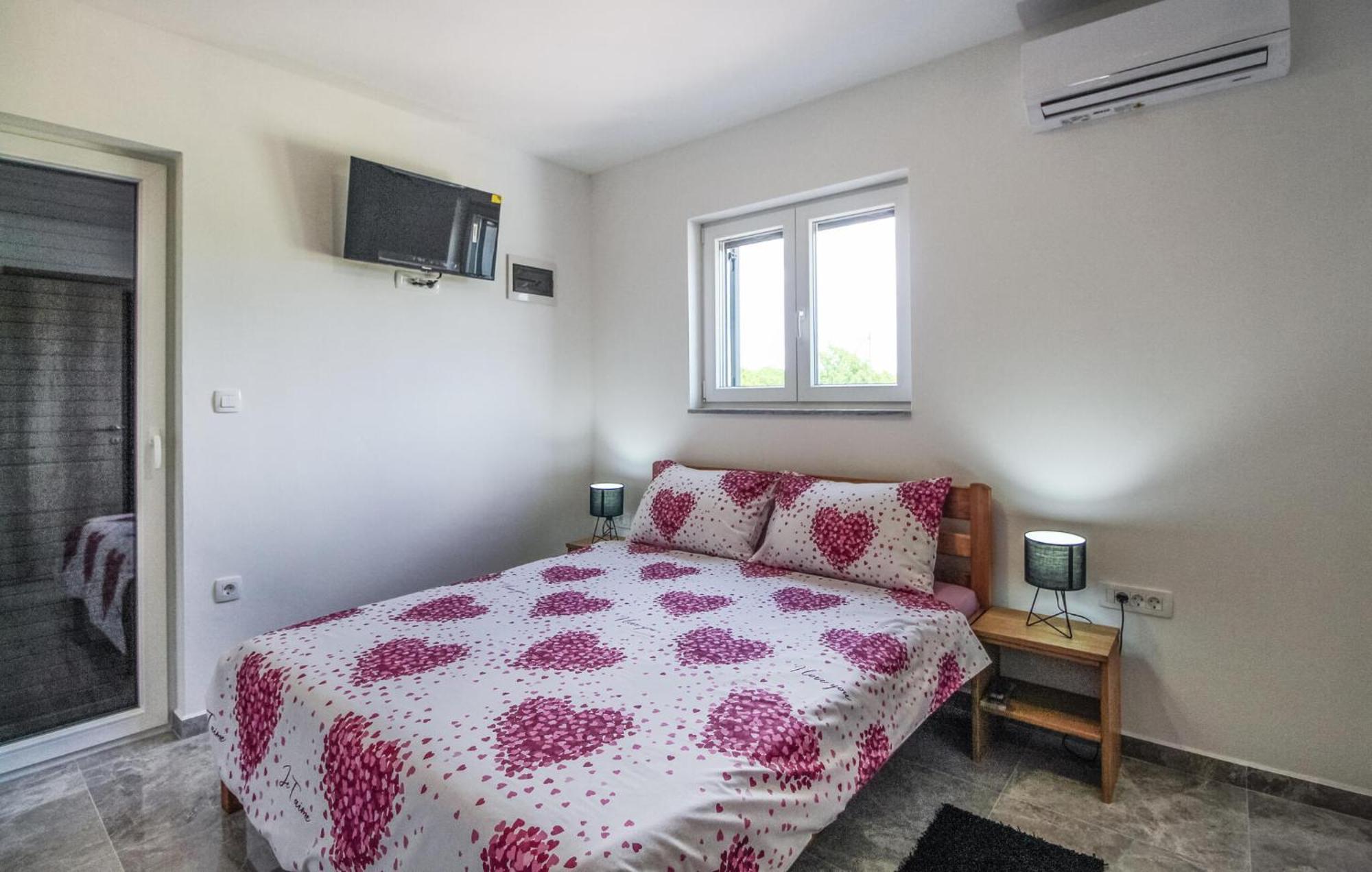 Gorgeous Home In Labin With Kitchen 外观 照片