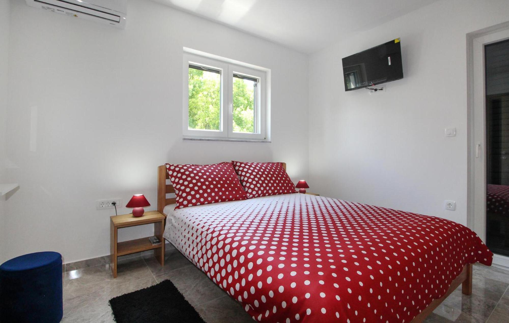 Gorgeous Home In Labin With Kitchen 外观 照片