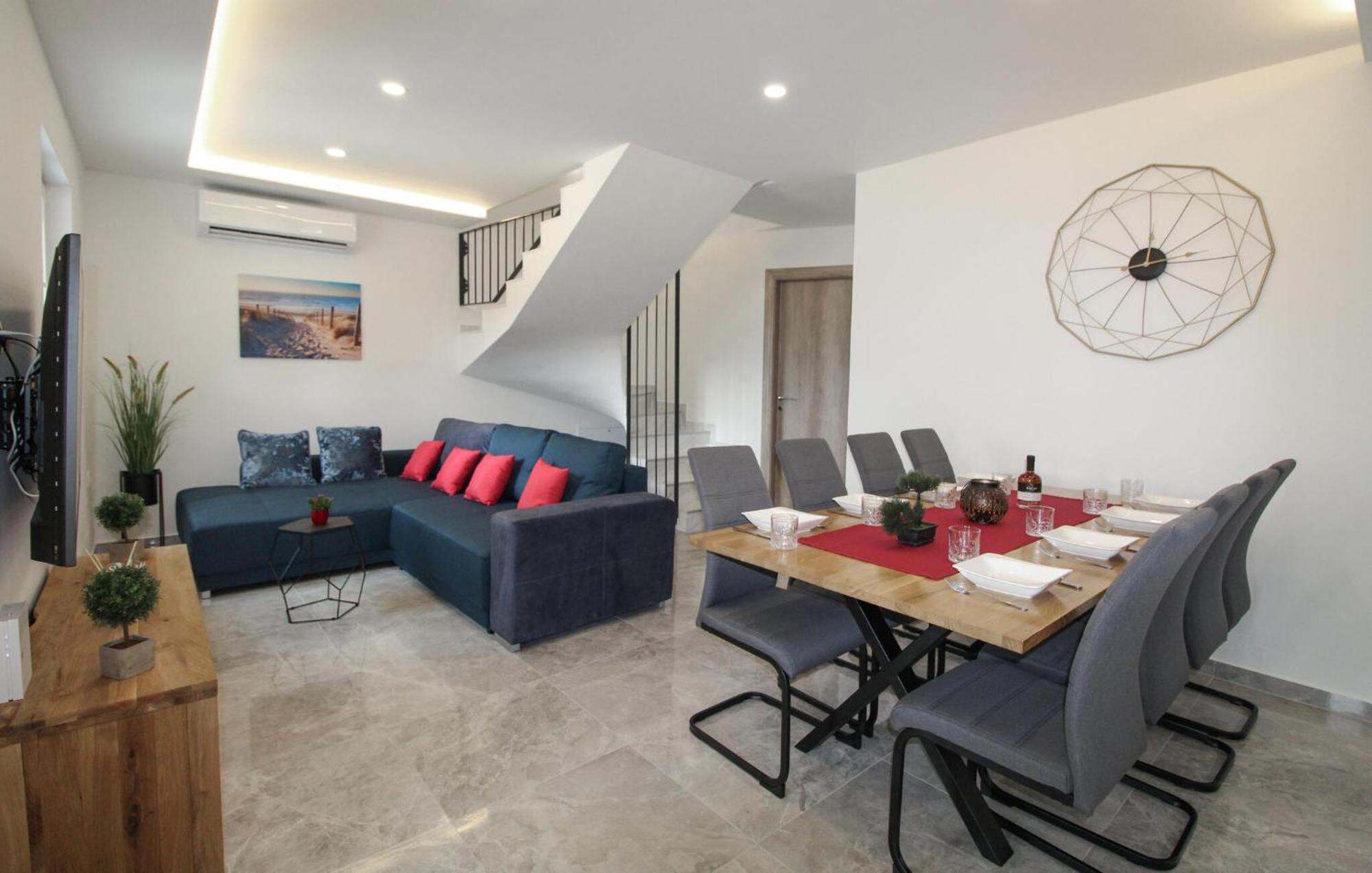 Gorgeous Home In Labin With Kitchen 外观 照片