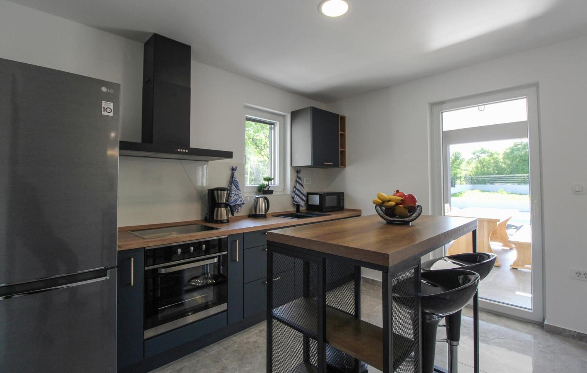 Gorgeous Home In Labin With Kitchen 外观 照片
